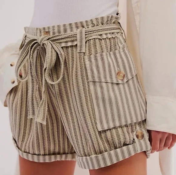FP ONE Harriet Striped Shorts Sz Large Cuffs Pockets Boho Chic - Picture 1 of 15